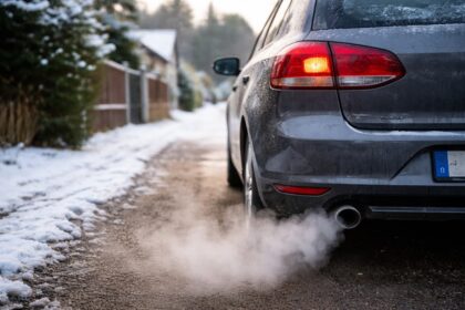 Dlaczego silnik zużywa więcej paliwa na krótkich trasach